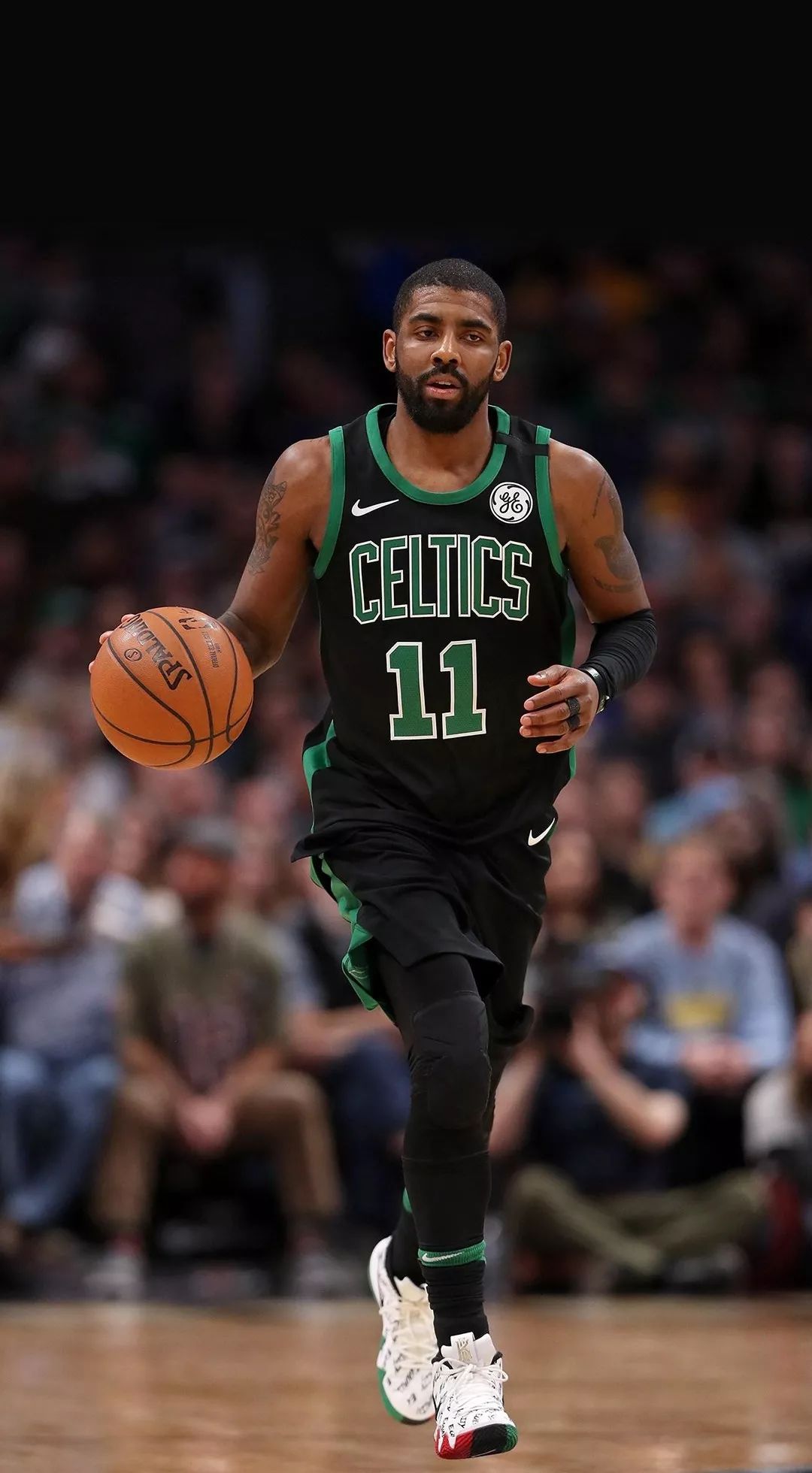 北青：邵佳一善学谦逊沟通强；有球员表态愿意主动争取归队