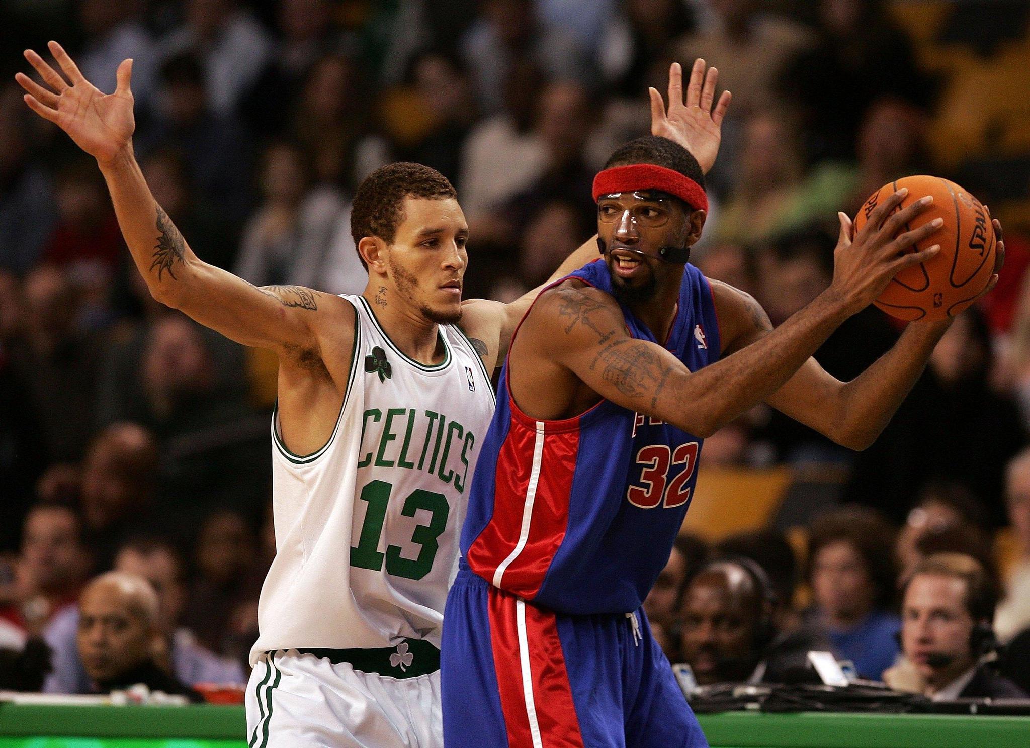 [中超]莱昂纳多帽子戏法 上海海港3-2北京国安