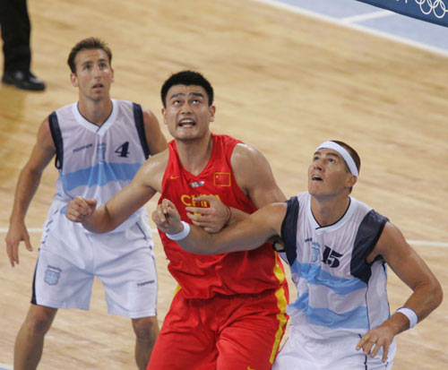 NBA每日最佳：爱德华兹44分赛季新高，SGA38分带队13连胜