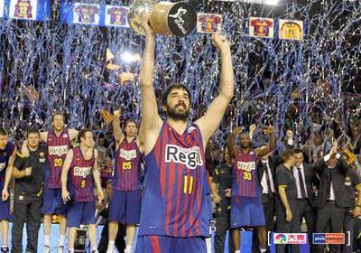 《滑球还是曲球？解析现代投手的球种设计理念》