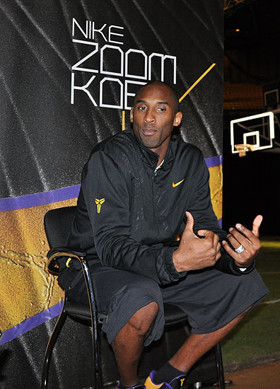 3分3篮板2助攻，杨瀚森获斯普利特称赞：他知道自己应该做什么！