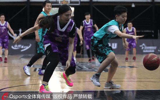 足球——欧冠：利物浦不敌巴黎圣日耳曼 无缘八强