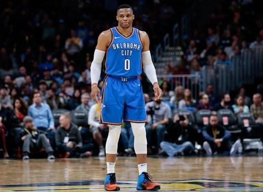 老头儿连续10场联赛踢满90分钟